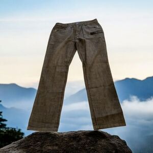 HAF COLOUR Hong LUC Jean’s gray 30x26” in great shape lots of detail 🌴🌴